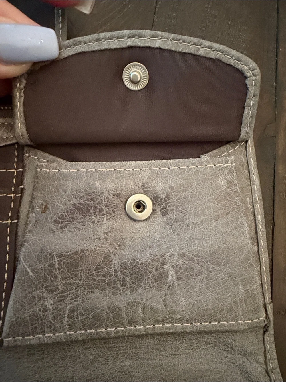 Fossil Vintage Gray Lamb soft Leather Snap-Tab Wallet